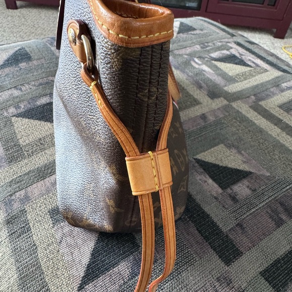 LOUIS VUITTON MONOGRAM NEVERFULL PM TOTE HANDBAG - HAS Painted INITIALS H.M - Picture 6 of 15